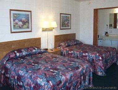 Knights Inn Fort Madison Δωμάτιο φωτογραφία